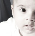 非主流可爱的欧美小宝宝图片：大眼睛的萌萌小孩